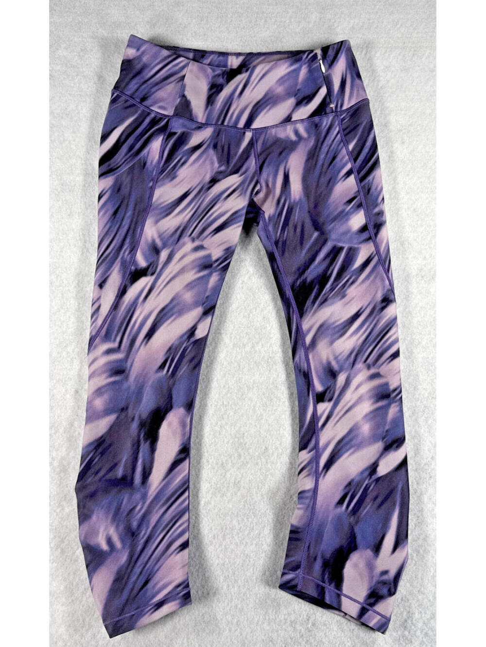 Calia Womens Small Purple Abstract Cropped Capri Leggings